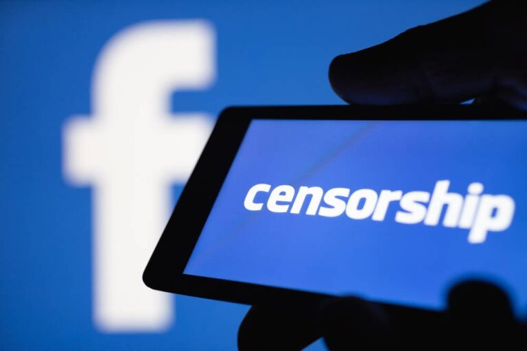 Facebook Begins Censoring the Word ‘Christmas’