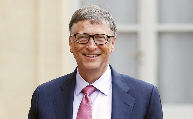 Bill Gates Offers to Buy Twitter