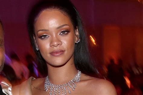 Rihanna Is Planning A Horrifying Oscar Party