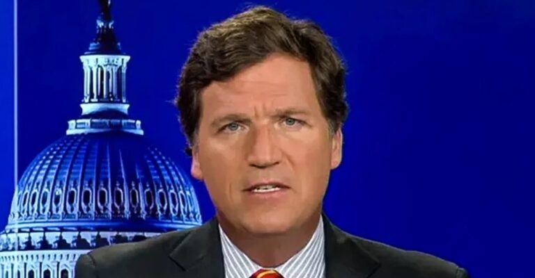 Tucker Carlson Asks All His Loyal Fans to Boycott Fox News: “They Made Me Their Patsy”